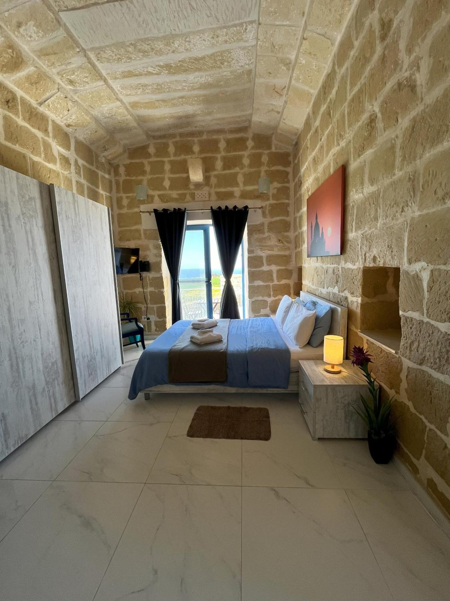 Bed and Breakfast Fiftyfour West Boutique Living Арб Екстер'єр фото