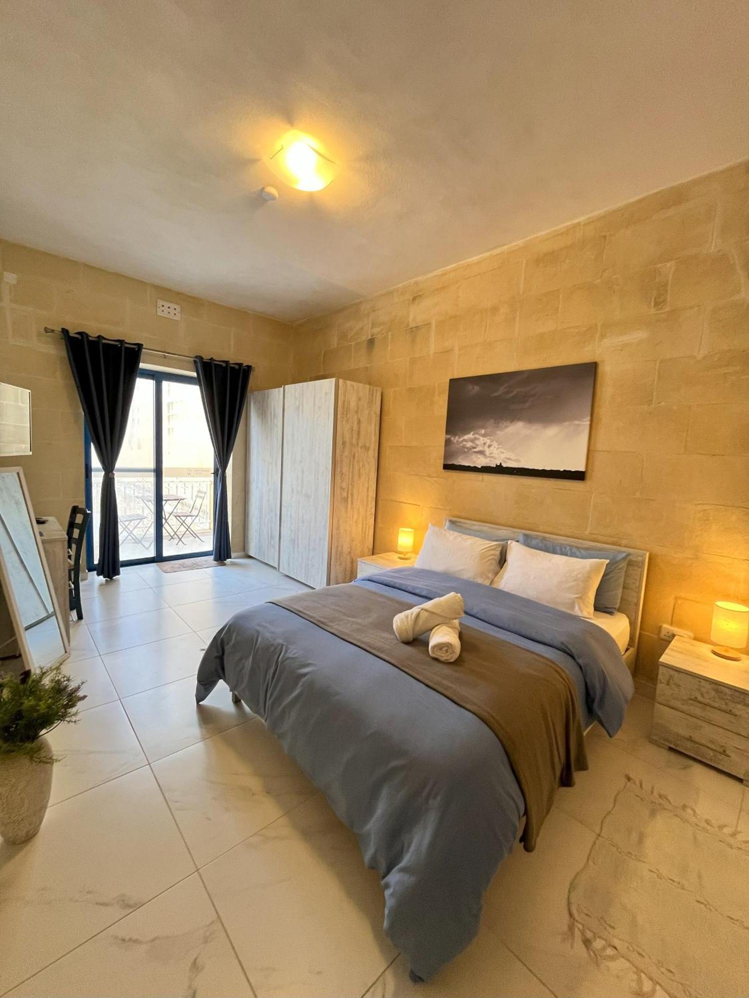 Bed and Breakfast Fiftyfour West Boutique Living Арб Екстер'єр фото