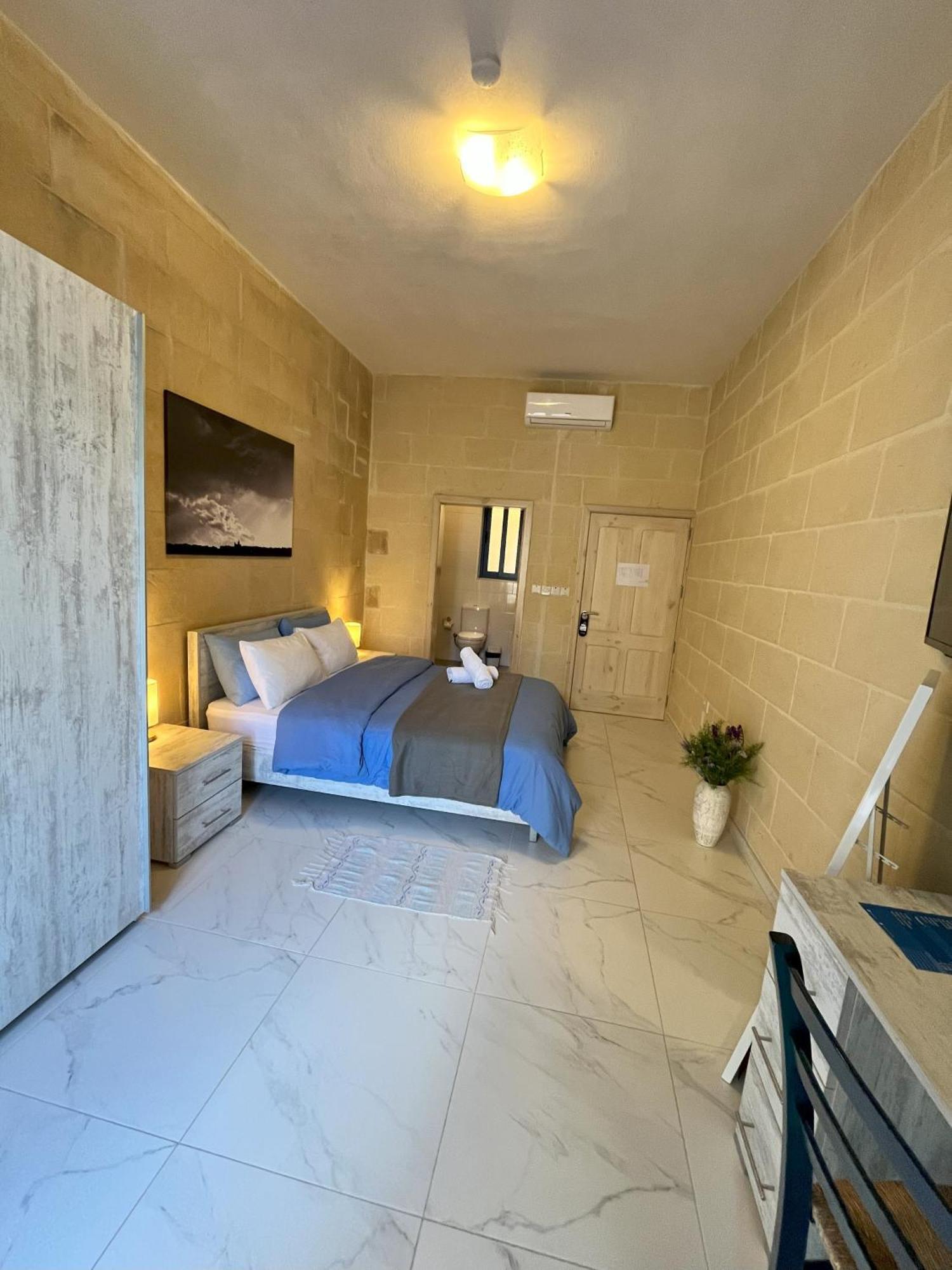 Bed and Breakfast Fiftyfour West Boutique Living Арб Екстер'єр фото