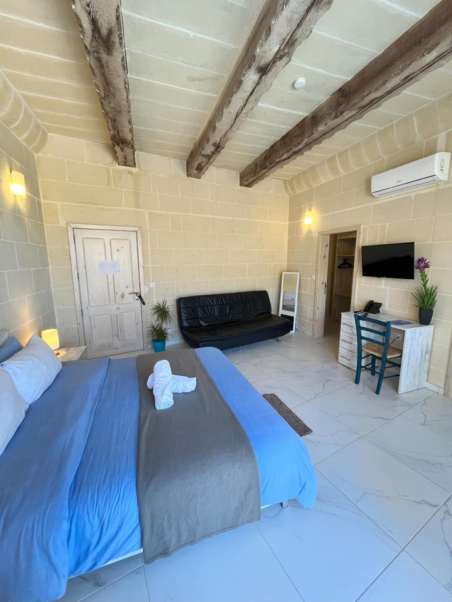 Bed and Breakfast Fiftyfour West Boutique Living Арб Екстер'єр фото