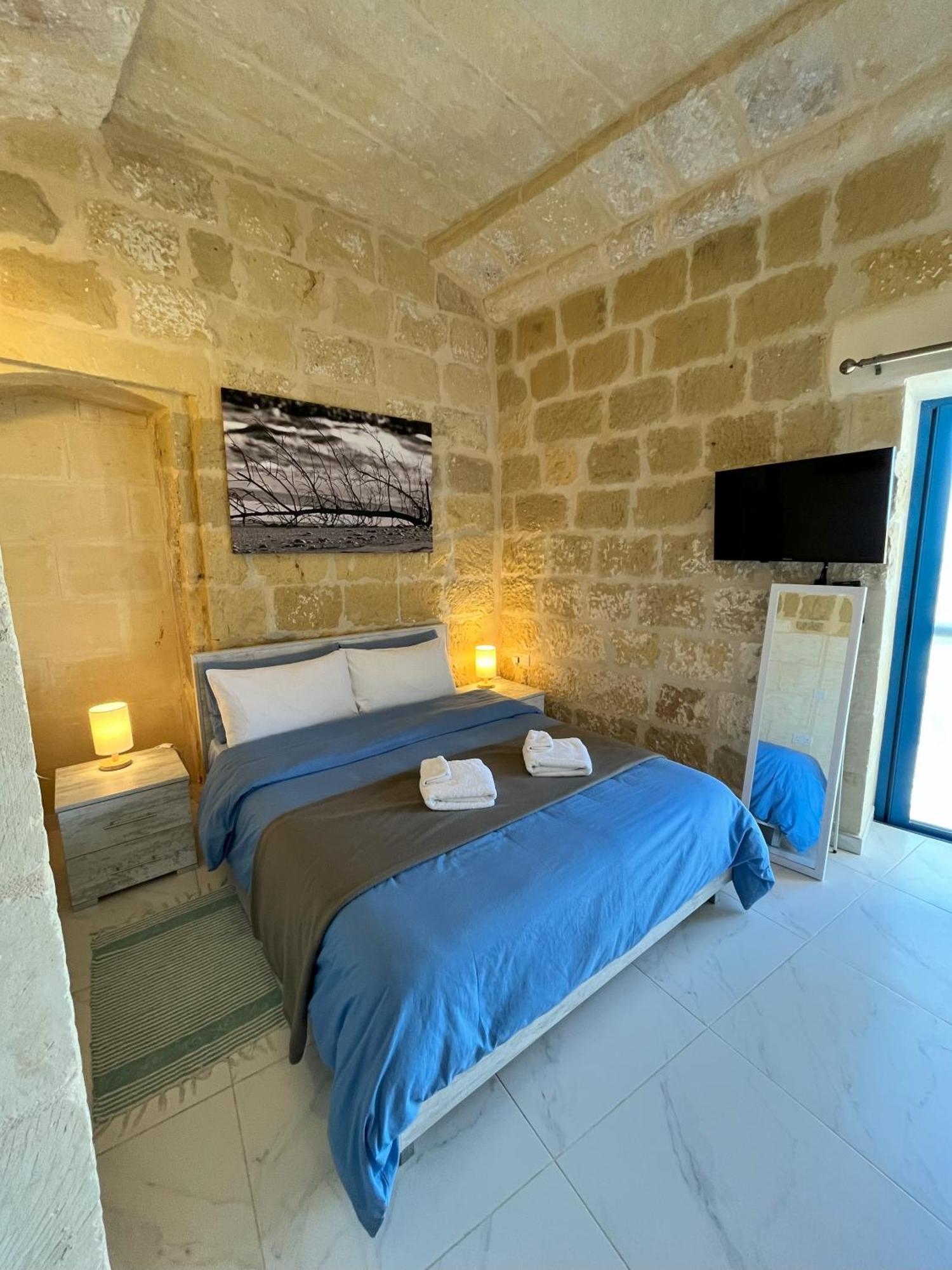 Bed and Breakfast Fiftyfour West Boutique Living Арб Екстер'єр фото